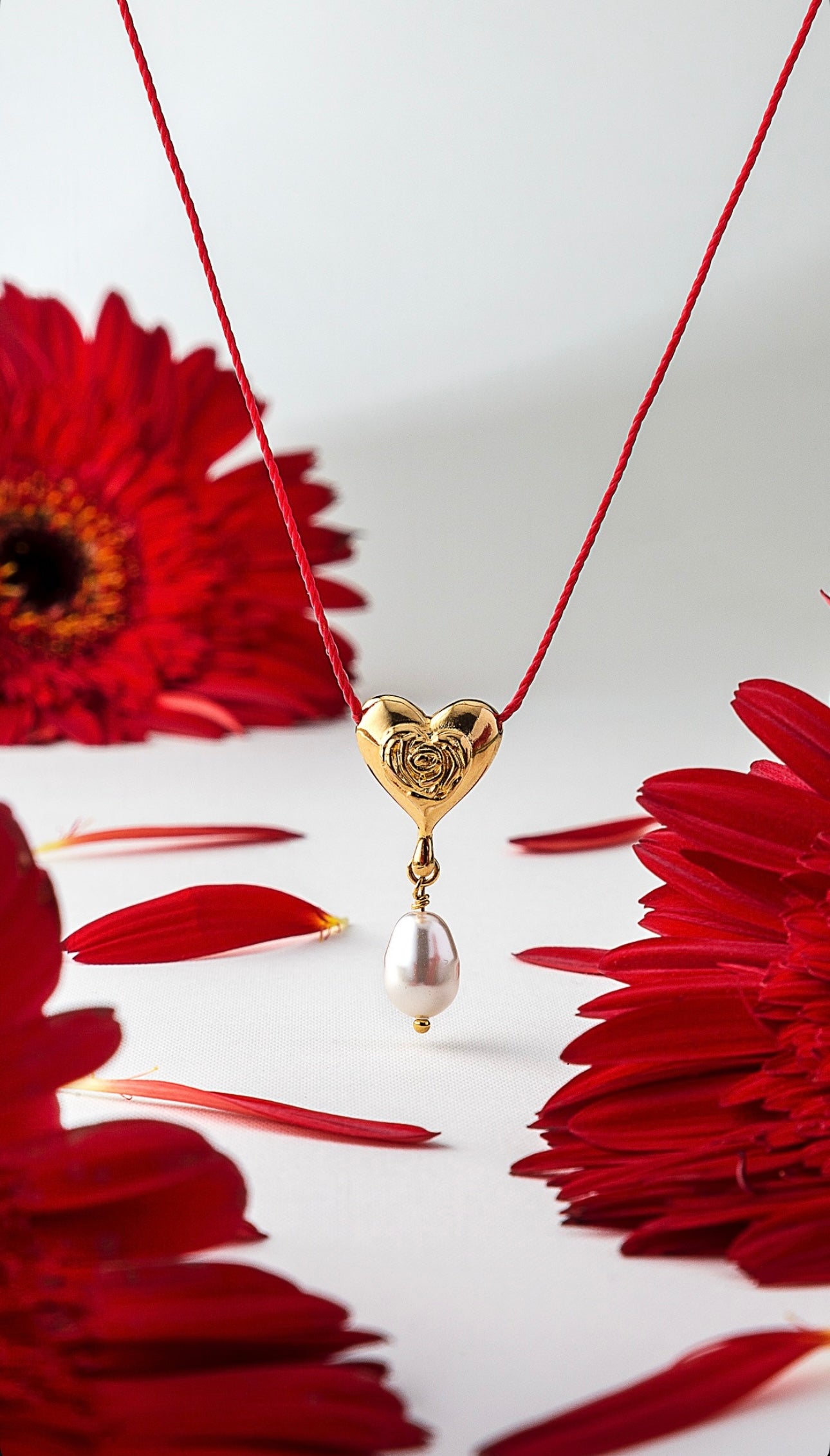 NECKLACES – Glitzzy