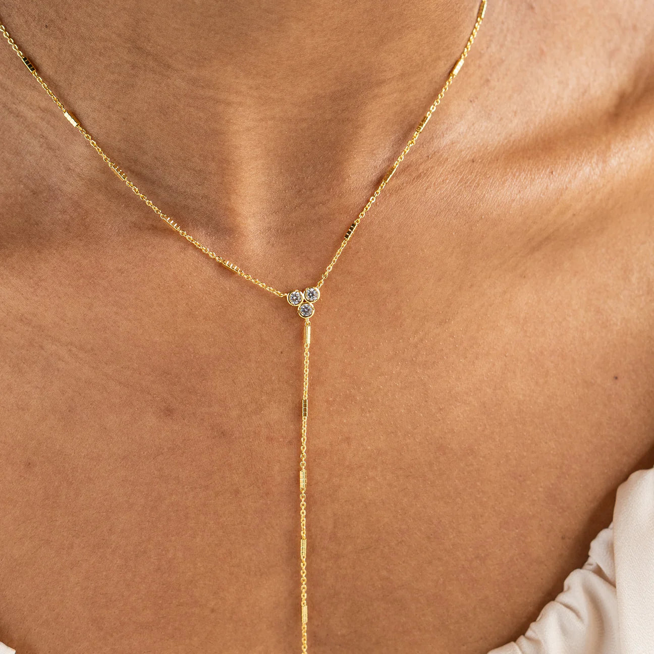 SHINY LARIAT NECKLACE